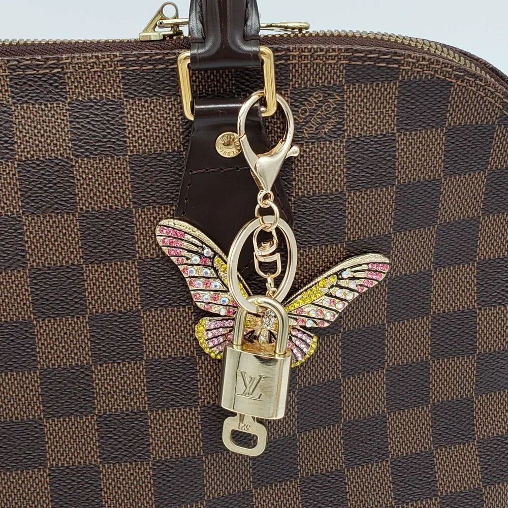 Louis Vuitton Authentic Gold Padlock 🔑 Key + Stylish Unbranded Butterfly Charm - Picture 6 of 6